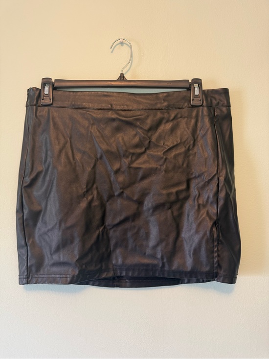 SHEIN Dresses & Skirts - SHEIN Black Faux Leather Mini Skirt